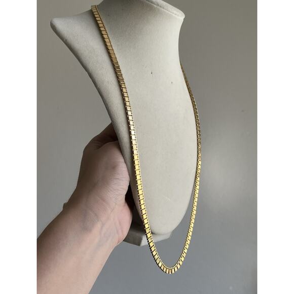 VTG Monet Layering Chain Jewelry Goldtone Square Links 24" Necklace - Picture 2 of 6